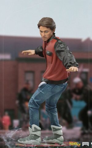 Marty McFly on Hoverboard Back to the Future II Art 1/10 Scale Statue by Iron Studios