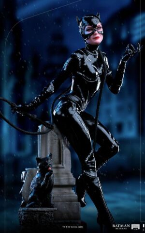 Catwoman Batman Returns Art 1/10 Scale Statue by Iron Studios