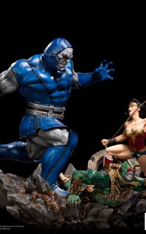 Wonder Woman Vs Darkseid (Ivan Reis) DC Comics 1/6 Diorama by Iron Studios