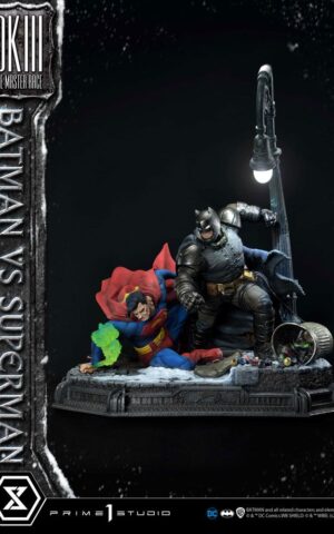 Batman Vs. Superman (The Dark Knight Returns) DC Comics 1/3 Statue by Prime 1 Studio